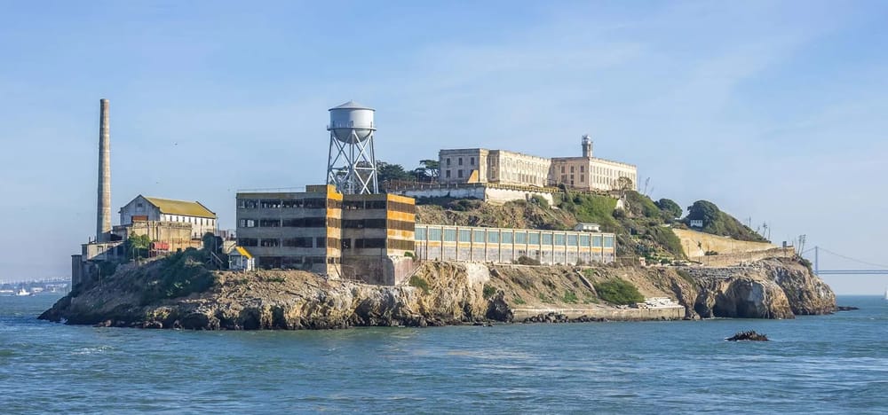 Trump da instrucciones para reabrir cárcel de Alcatraz imagen de la publicación