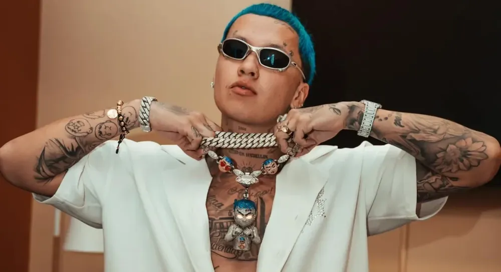 Blessd anuncia que dejará de apoyar a nuevos talentos del reguetón imagen de la publicación