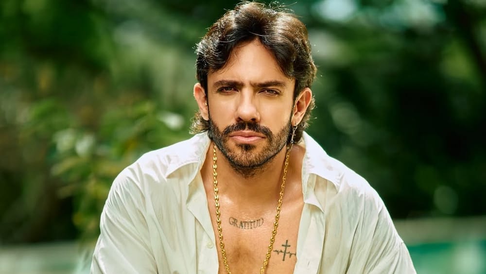 Paul Álvarez presenta “dos locos enamorados” imagen de la publicación