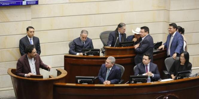 Senado hundió propuesta para una ‘consulta popular’ imagen de la publicación
