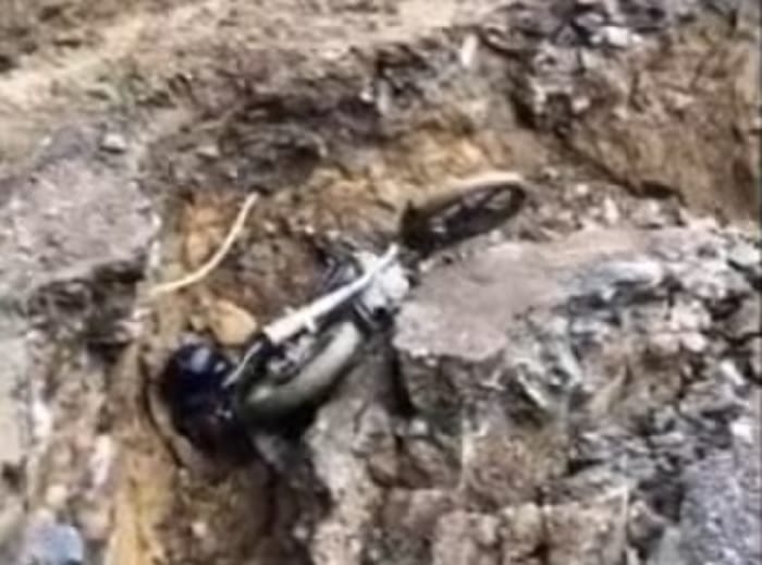 Madre e hija arrastradas por un derrumbe hacia un abismo en Florián (S) imagen de la publicación