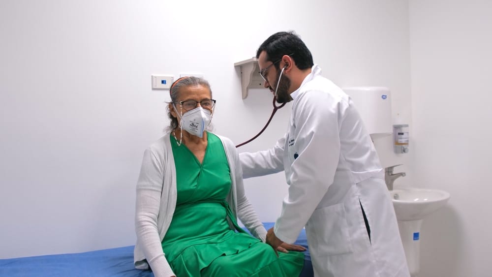 A sus 70 años mujer recibió doble trasplante hepático en Piedecuesta imagen de la publicación