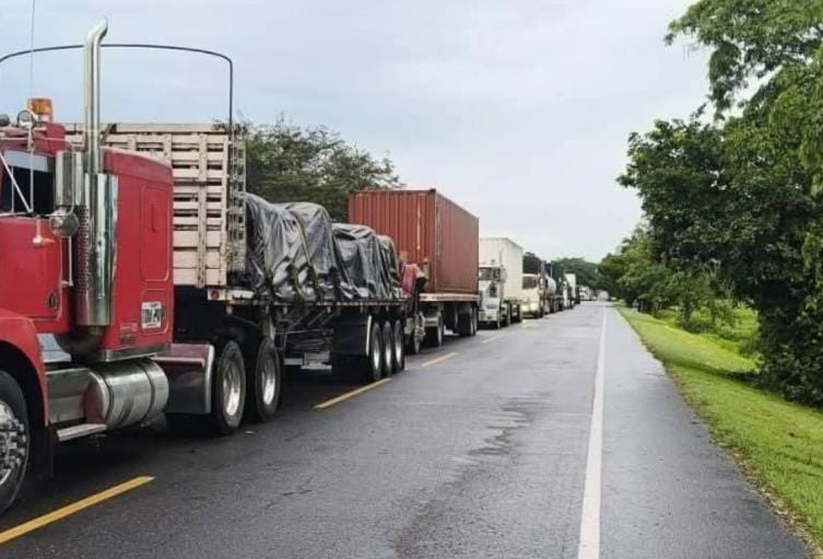 Bloqueada la Troncal del Magdalena 1: comunidad exige, pero concesionario responde imagen de la publicación