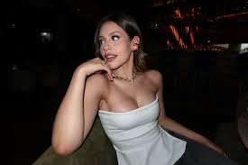 Influencer se equivocó de billete y terminó regalando $100.000 imagen de la publicación