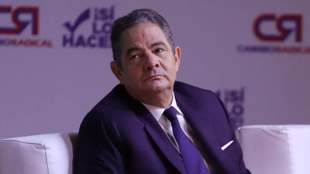 Germán Vargas Lleras se recupera tras segunda cirugía neurológica imagen de la publicación