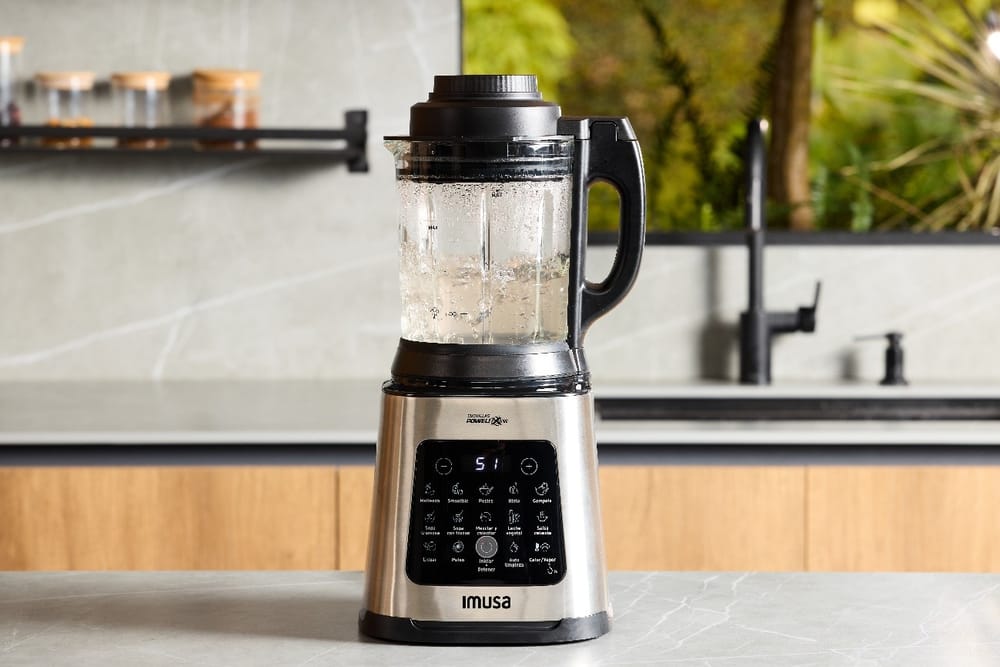 Llega a Colombia la primera licuadora que cocina y calienta alimentos imagen de la publicación