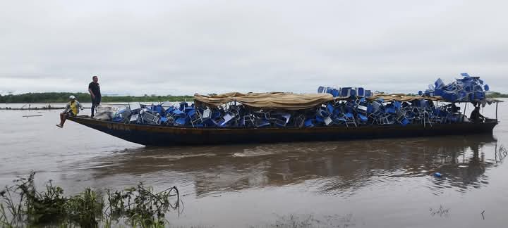 Escuelas de Puerto Wilches recibieron dotación histórica de pupitres imagen de la publicación