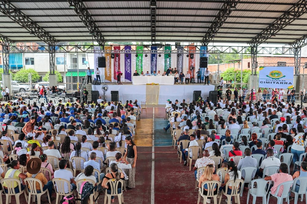 Más de 1.200 jóvenes se benefician con el programa “UNIPAZ en tu territorio” imagen de la publicación