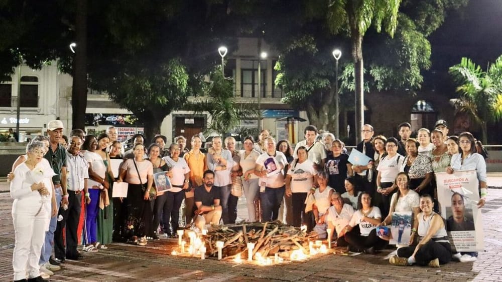 “Hasta encontrarlos”: madres recorrieron el Laberinto de Ausencias en Pereira imagen de la publicación