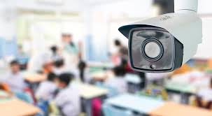 Cámaras de seguridad dentro de los colegios sí, pero no en el interior de las aulas imagen de la publicación