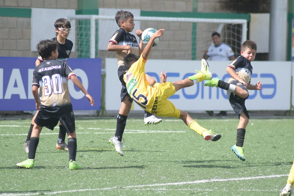 La alegría del fútbol en IX edición del Mundialito Incomesa imagen de la publicación