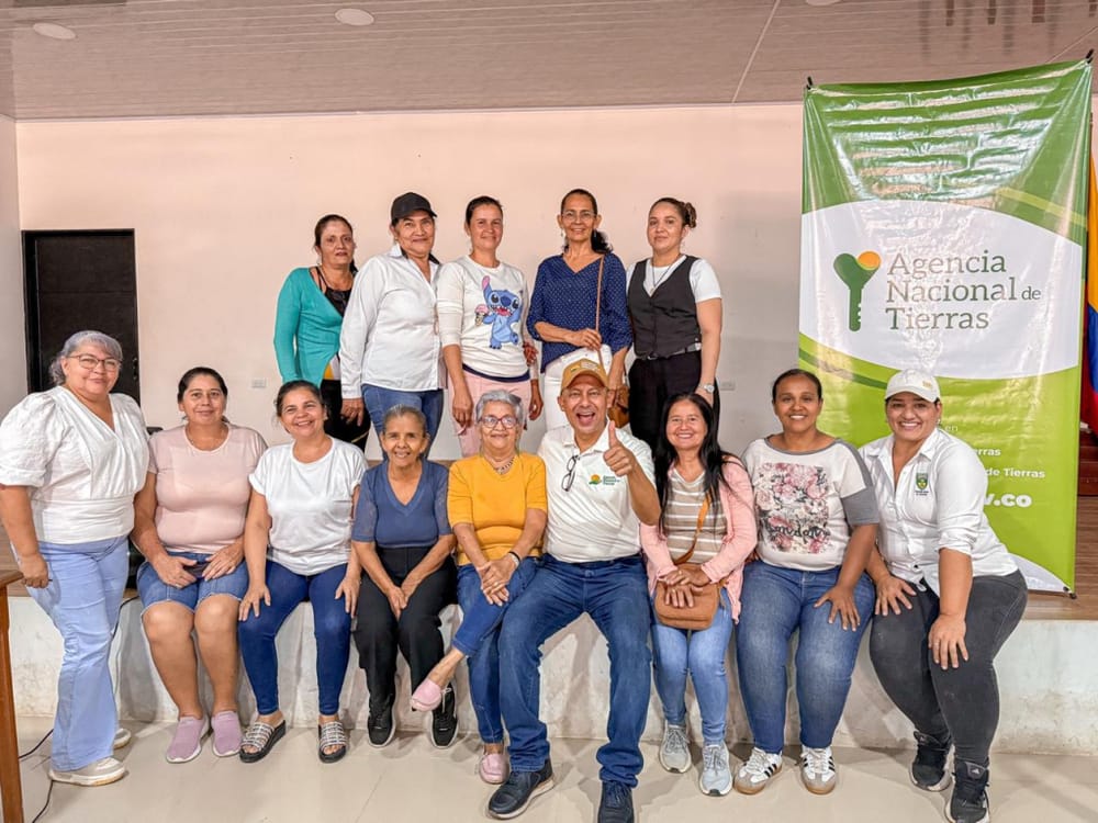 Instalan primeros comités para la reforma agraria en Santander imagen de la publicación