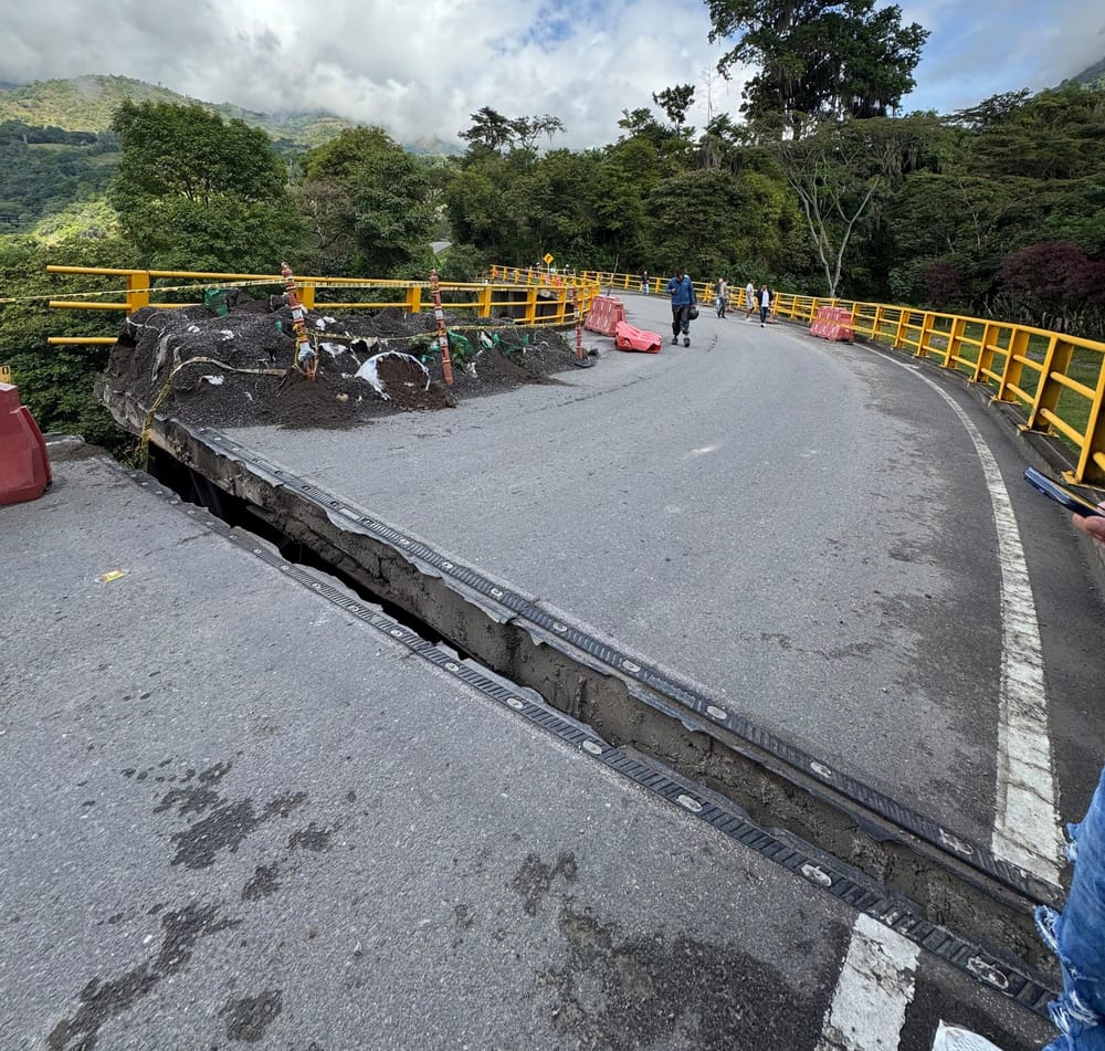 Puente Primero: la esperanza modular que se alza entre ruinas y promesas imagen de la publicación