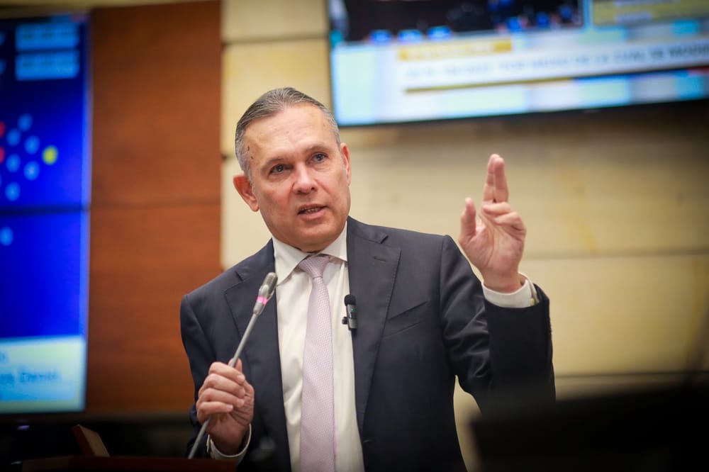 Presidente del Senado advierte “ruptura institucional” si el Gobierno insiste con la consulta popular por decreto imagen de la publicación