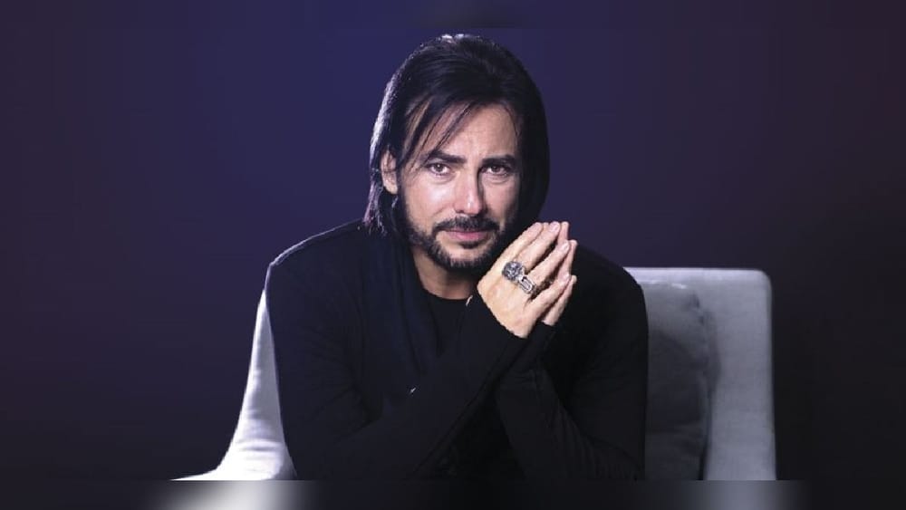 Beto Cuevas revive el espíritu de La Ley con su gira acústica en Colombia imagen de la publicación