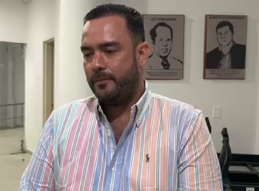 Concejal de Bucaramanga Oscar Javier Díaz Layton fue herido con un pico de botella en un brazo imagen de la publicación