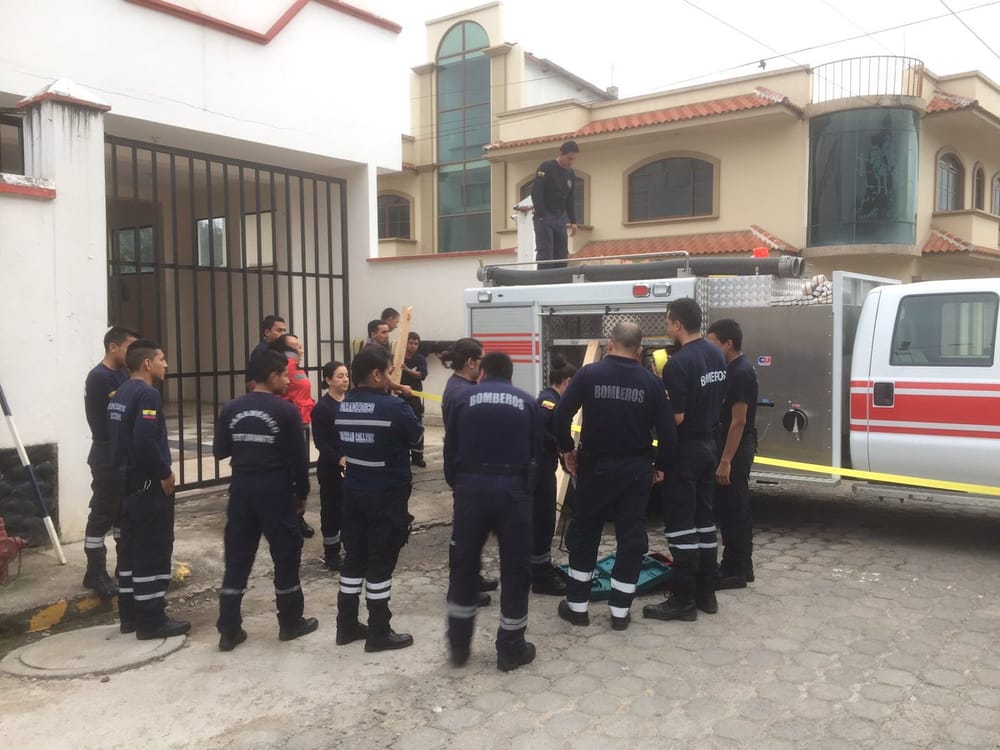 Incendio causó pánico y generó millonarias pérdidas en Girón imagen de la publicación