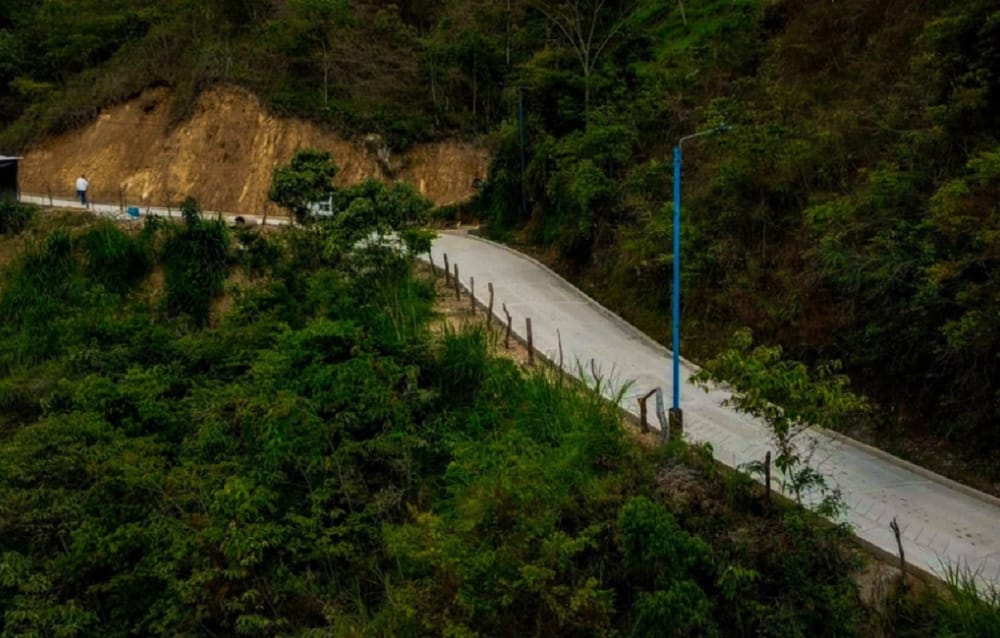 Multimillonaria inversión para vías urbanas y rurales en Bucaramanga imagen de la publicación