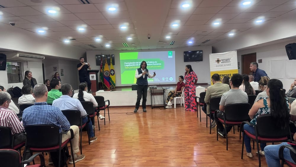 Avanza política pública de legalización de barrios imagen de la publicación