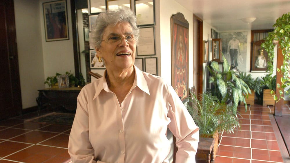 Murió a los 95 años Violeta Barrios, expresidenta de Nicaragua imagen de la publicación