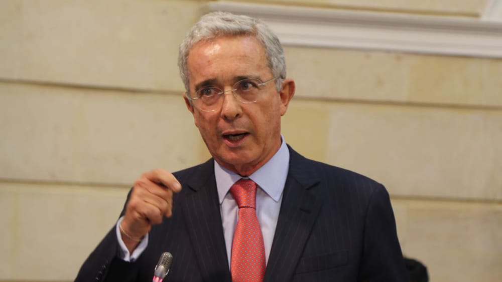 ¿Uribe formula vicepresidencial? Hijo del expresidente acusó al gobierno de frenar la iniciativa con una estrategia judicial imagen de la publicación