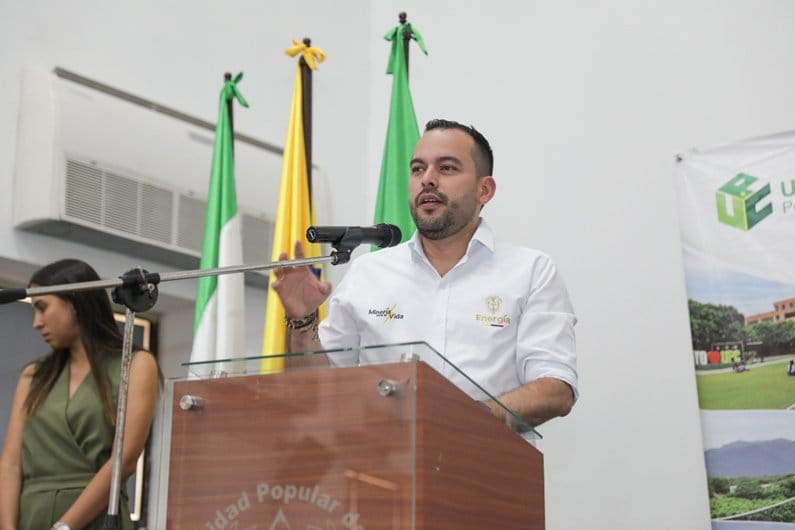 MinEnergía inicia recorrido nacional para socializar Proyecto de Ley de Reducción de Tarifas de Energía imagen de la publicación