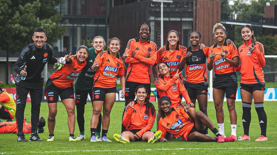 ‘Superpoderosas’ se enfrentan a Venezuela imagen de la publicación