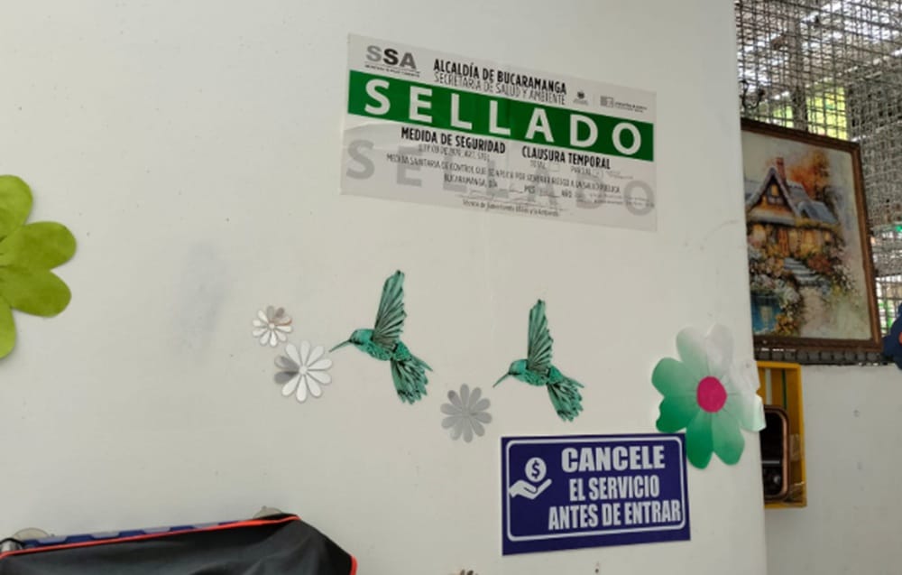 Sellados baños en la plaza San Francisco de Bucaramanga por deficiencias de construcción imagen de la publicación