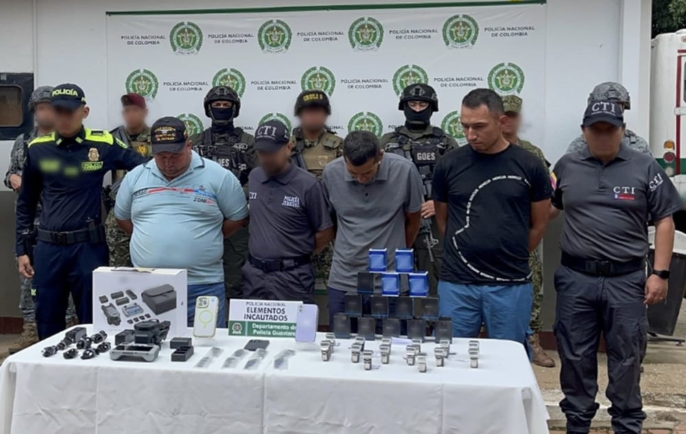 Capturados presuntos integrantes de las disidencias que amenazaban por emisoras de radio y redes sociales imagen de la publicación