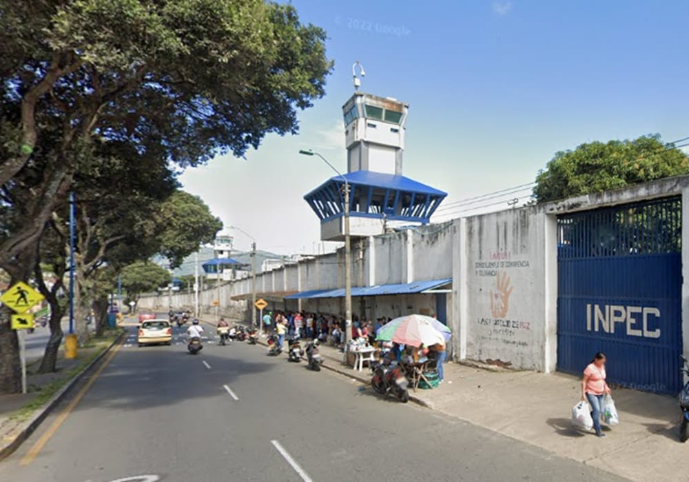 Pedirán al Presidente Petro reunión presencial para tratar el hacinamiento carcelario en el país imagen de la publicación