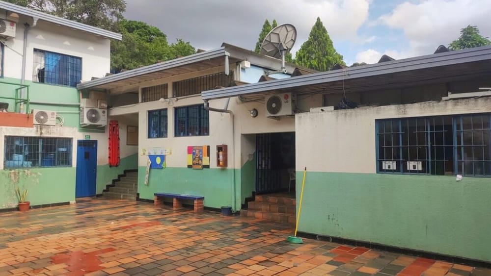 Trasladarán a la sede A estudiantes del Dámaso Zapata Sede C por daños en su estructura en Bucaramanga imagen de la publicación