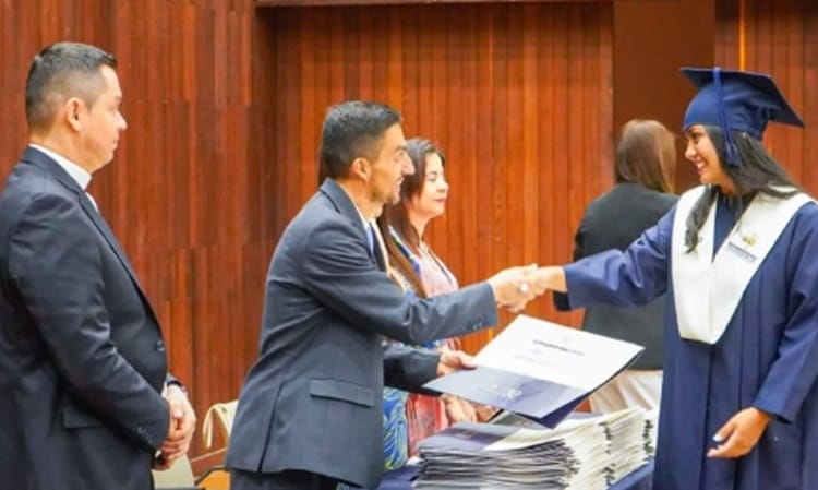 Tres días de oferta institucional en la Plazoleta de la Democracia imagen de la publicación