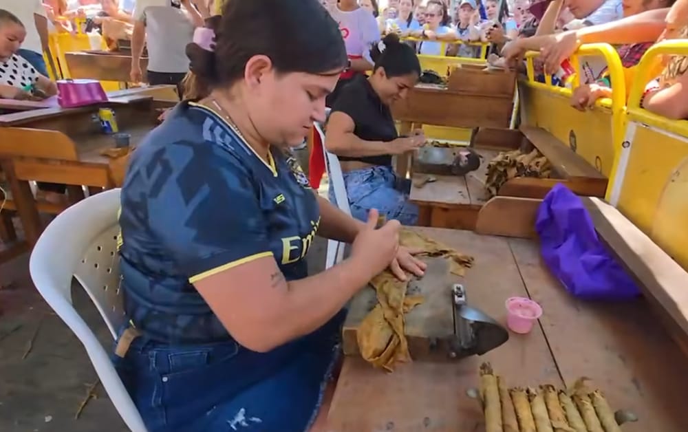 Enrollar y decorar tabacos todo un arte en Piedecuesta imagen de la publicación