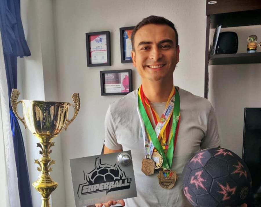 La magia de Fernando Puerto en el Freestyle imagen de la publicación