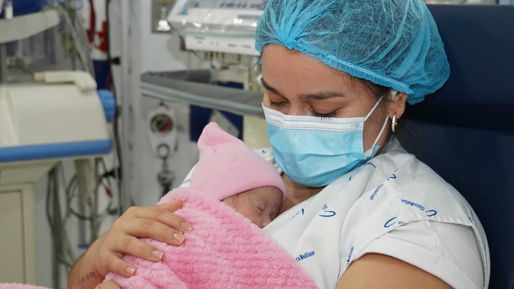 Pese a baja cuota de natalidad clínica Foscal no cerrará sala de partos imagen de la publicación