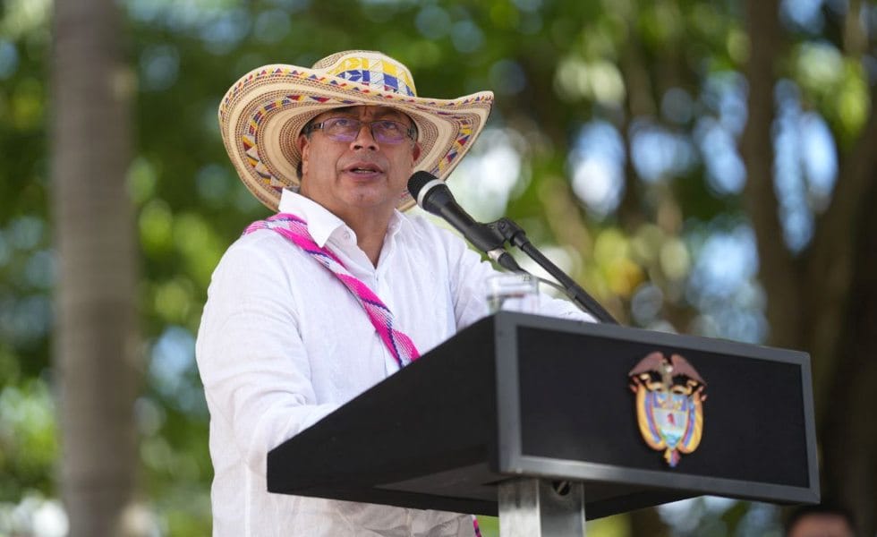 Presidente PETRO sigue violando la Constitución imagen de la publicación