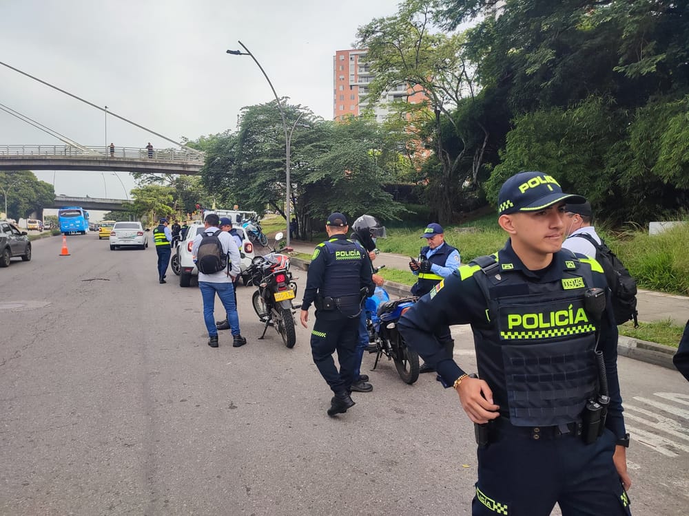 Gremios rechazan caos que generan los operativos de tránsito en la vía Floridablanca - Girón imagen de la publicación