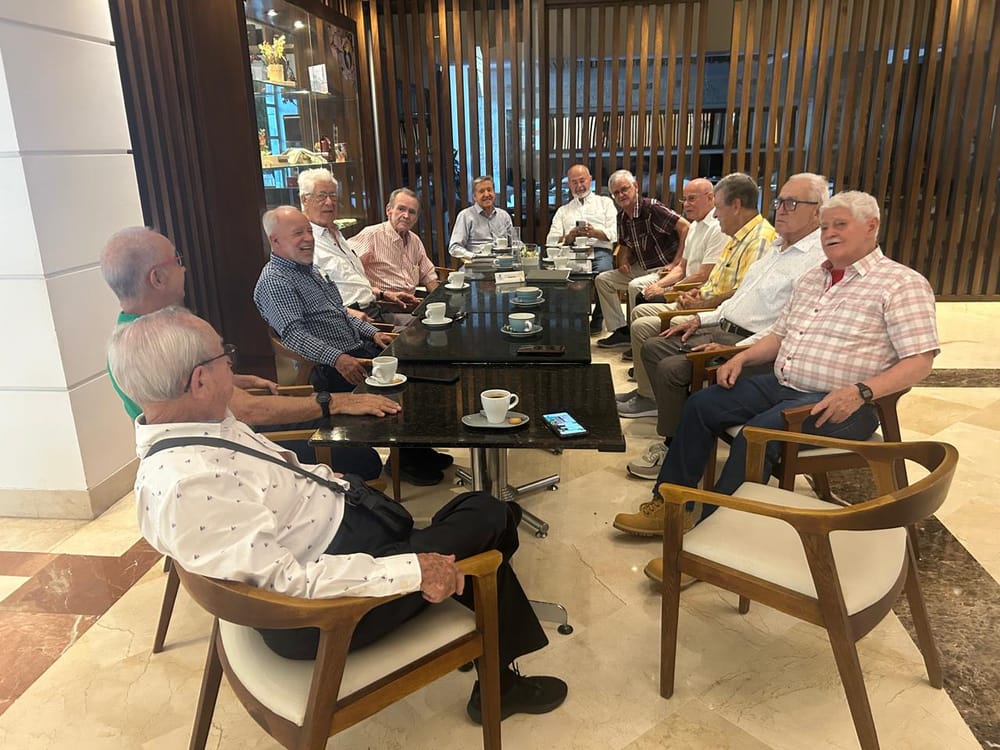 Creada TERTULIA de ingenieros en Santander con mayores de 70 años imagen de la publicación