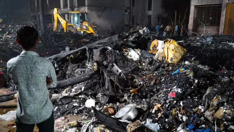 Familias británicas recibieron los cuerpos equivocados tras el accidente de Air India imagen de la publicación