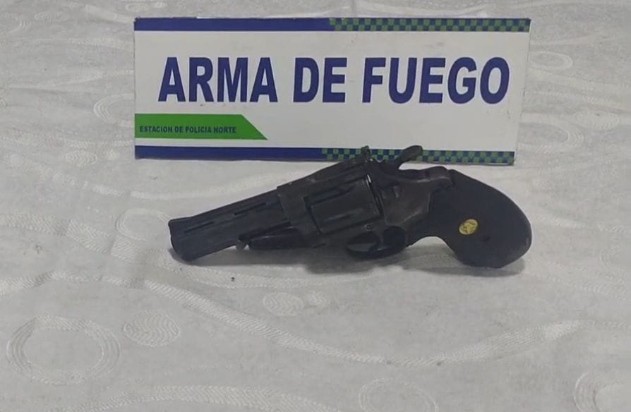 Capturado por porte ilegal de arma de fuego imagen de la publicación