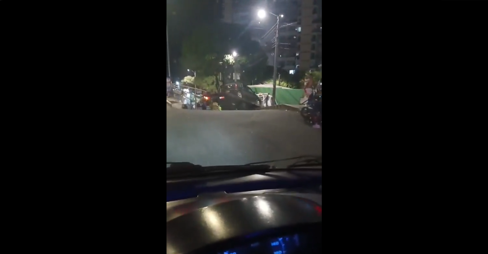 Video- Grúa perdió el control entre el Cacique y la pedregosa imagen de la publicación