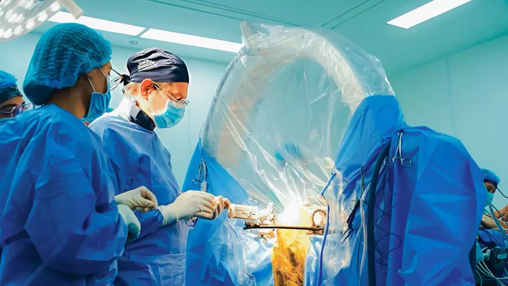 Cirujanos santandereanos la sacaron del estadio: son los artífices de la exitosa cirugía contra la depresión imagen de la publicación