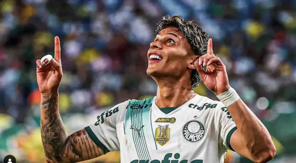 Manchester United y Roma pujan por Richard Ríos imagen de la publicación