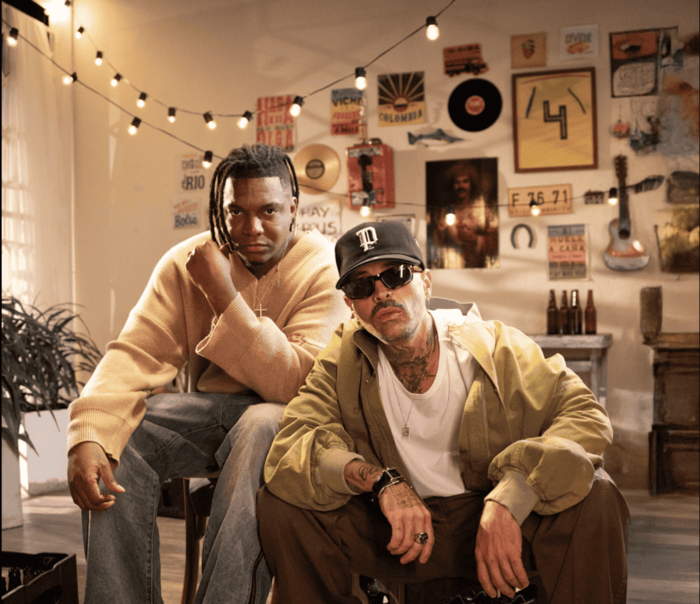 Venesti junto a su parcero Mike Bahía imagen de la publicación