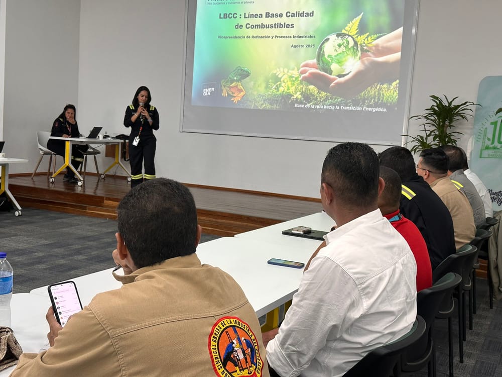 Barrancabermeja: Ecopetrol y USO suscriben acuerdo estratégico para producir combustible de alta calidad imagen de la publicación