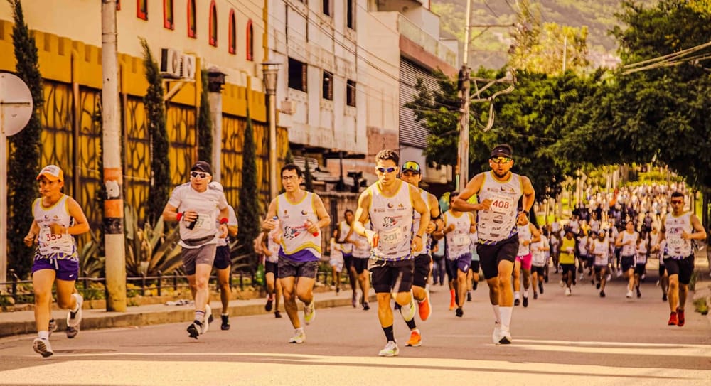 Este domingo la Media Maratón de UNISANGIL imagen de la publicación