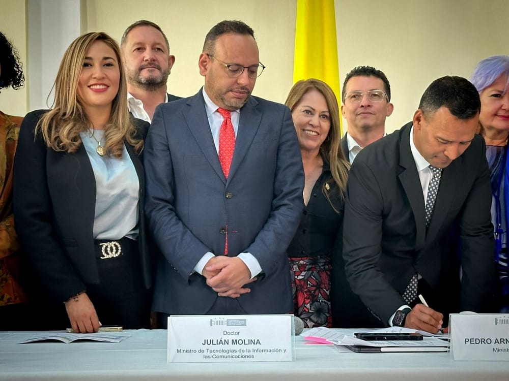 Gobierno radica proyectos para fortalecer la fuerza pública y defensa ciudadana imagen de la publicación