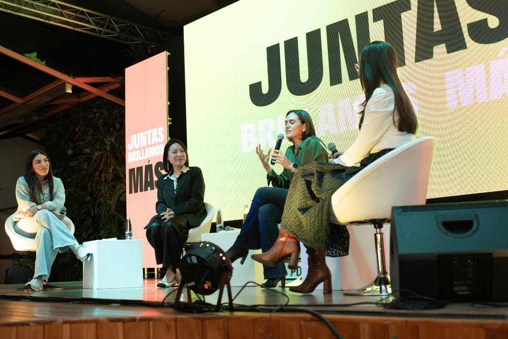 Aurora Tech Award e inDrive Money lanzan convocatorias conjuntas por más de $85.000 dólares para impulsar  emprendedores en Colombia imagen de la publicación