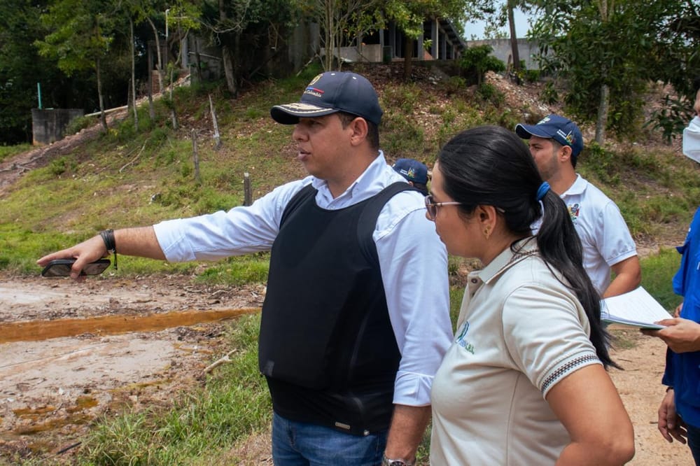 Cierran granja porcina por contaminar la ciénaga de San Silvestre en Barrancabermeja imagen de la publicación