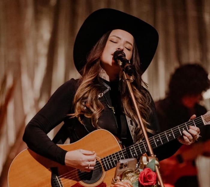 GRISS ROMERO CRUZA FRONTERAS: ¡COLOMBIA SERÁ PARTE DE SU GIRA INERNACIONAL! imagen de la publicación